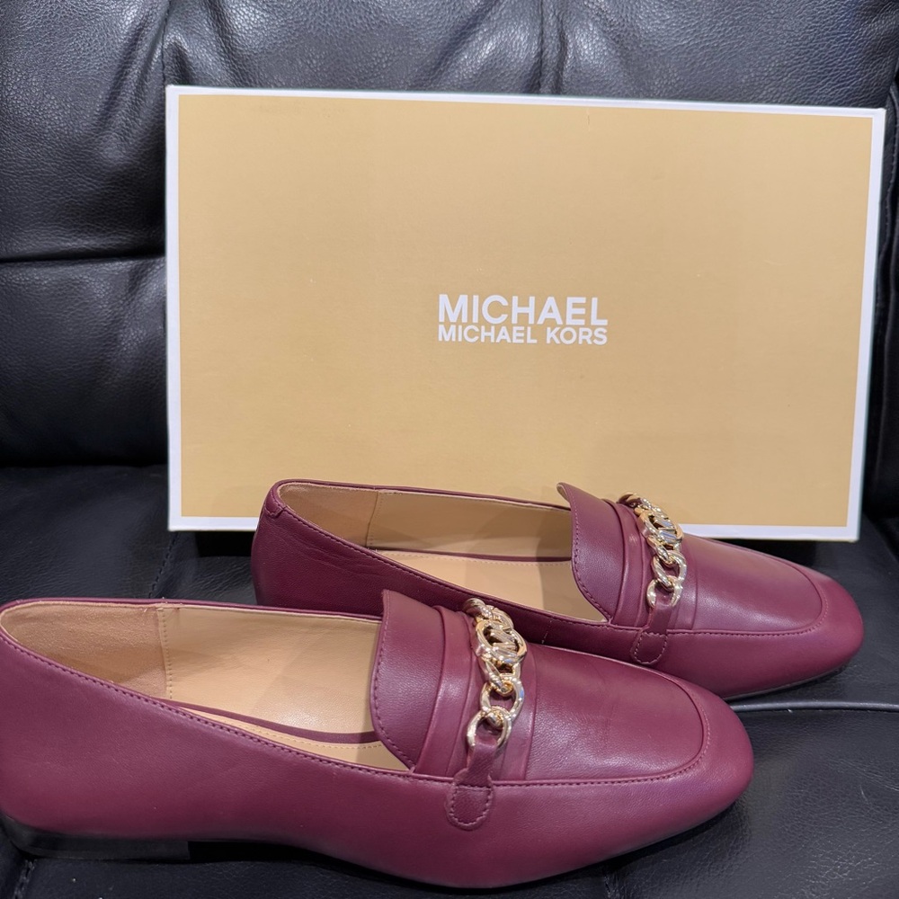 Michael Kors Dolores Leather Loafer‎ - Picture 5 of 7